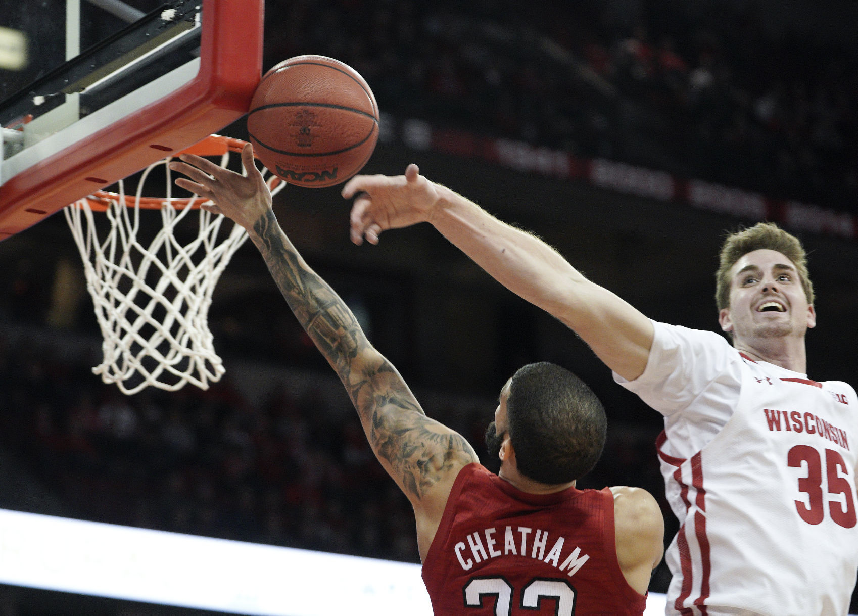 Badgers 82, Cornhuskers 68